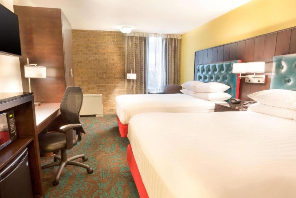 Heritage Inn & Suites San Antonio Airport, Trademark Wyndham photo 4