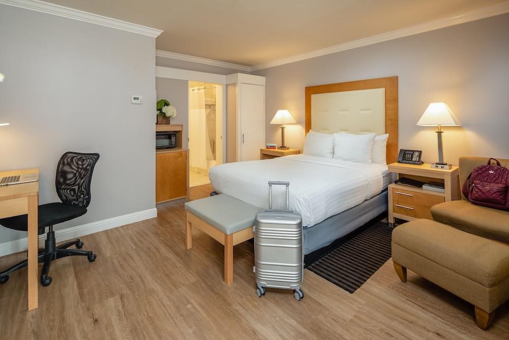 MILLWOOD INN AND SUITES photo 2