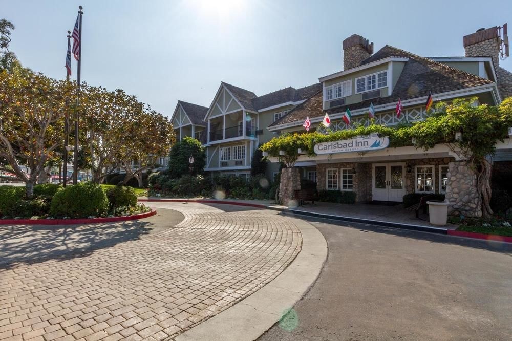 CARLSBAD INN BEACH RESORT photo 1