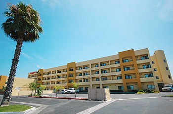 RAMADA PLAZA GARDEN GROVE ANAHEIM SOUTH photo 4
