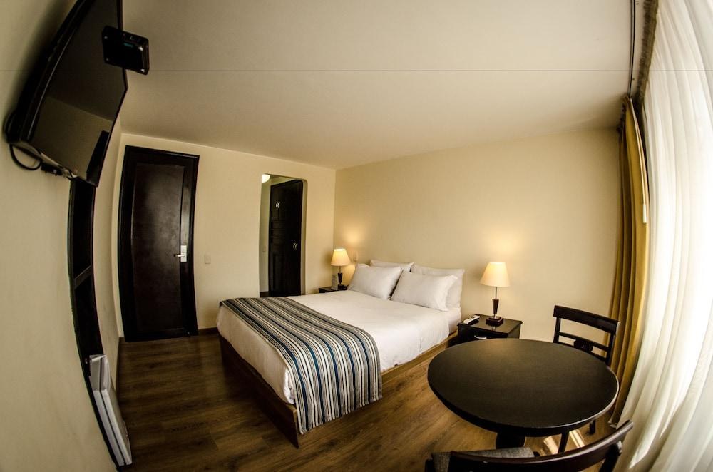 HOTEL SAINT SIMON photo 2