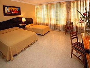 HOTEL GENOVA photo 4