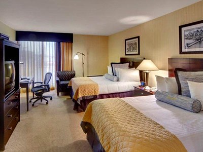 WYNDHAM GARDEN NEWARK HOTEL photo 1