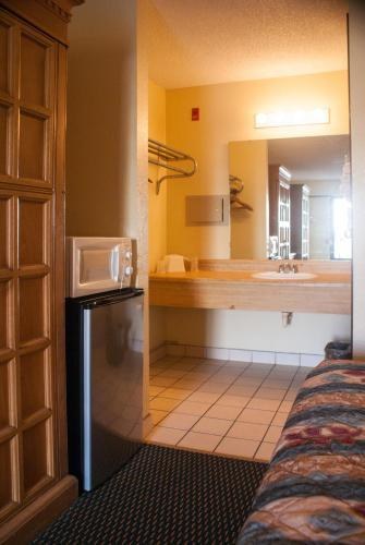 GOLDEN LINK MOTEL KISSIMMEE photo 1