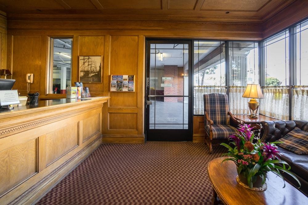 COVENTRY MOTOR INN photo 4