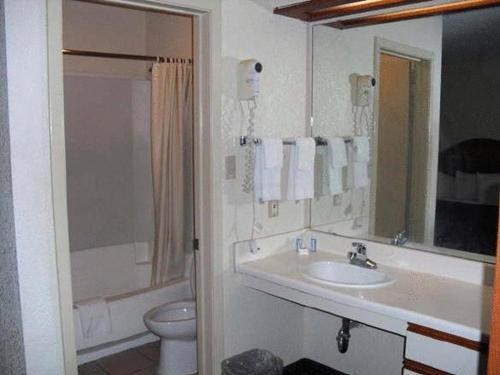 HOMEGATE STUDIOS &AMP; SUITES SAN ANTONIO FIESTA PARK photo 2