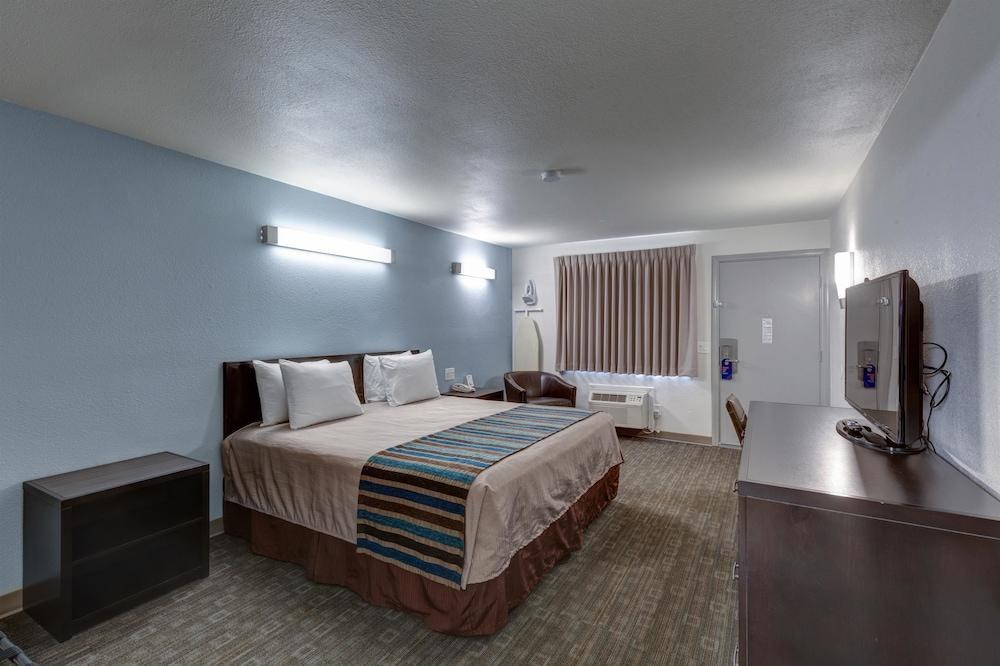 Comfort Inn Sea World Area San Diego CA photo 2