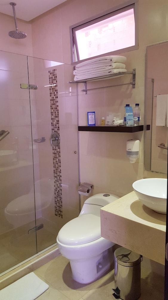 Radisson Hotel Diamond Barranquilla photo 2