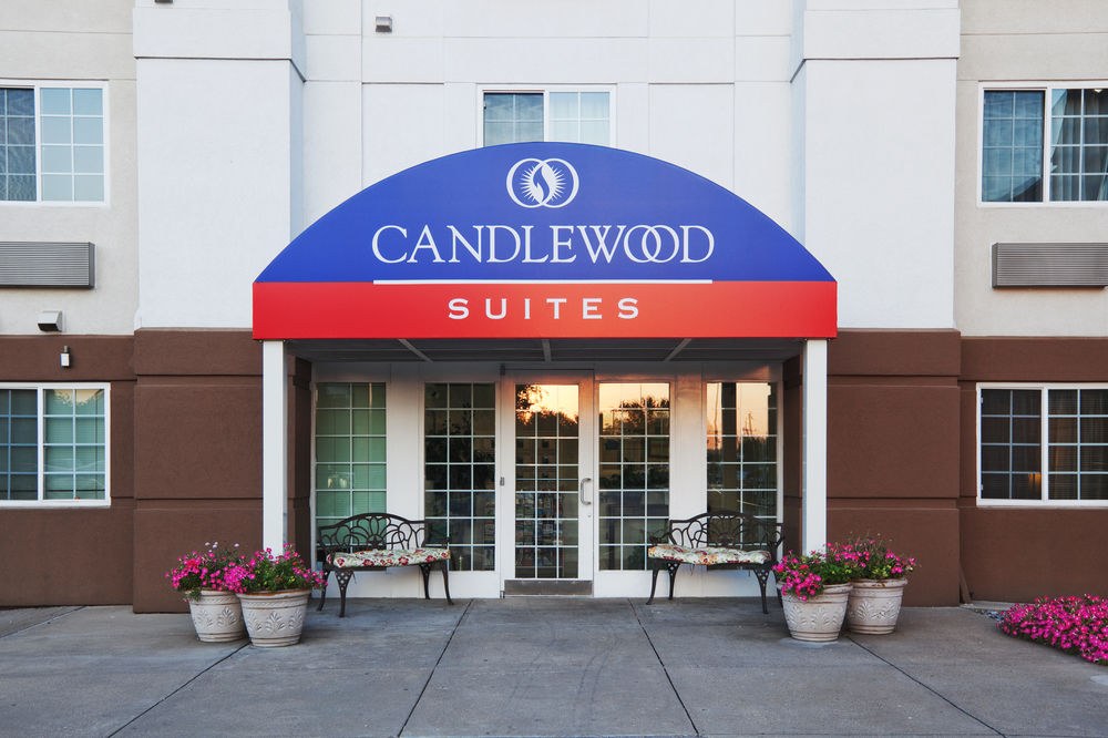 CANDLEWOOD SUITES DALLAS PARK CENTRAL photo 1