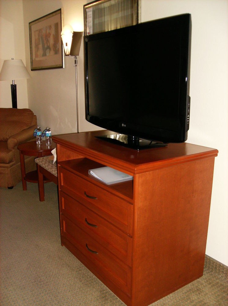 HOLIDAY INN EXPRESS HOTEL & SUITES DALLAS - GRAND PRAIRIE I-20