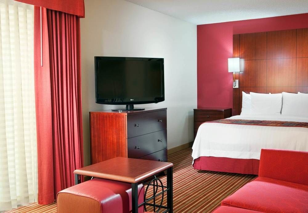 RESIDENCE INN BY MARRIOTT DALLAS LAS COLINAS photo 2