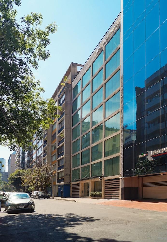 ALTEZA POLANCO photo 3