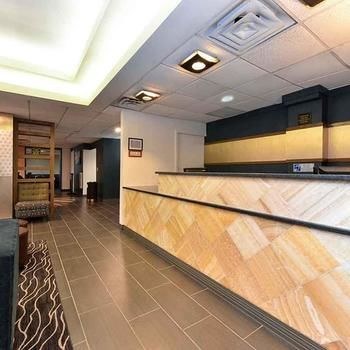 MIDTOWN CONVENTION CENTER HOTEL