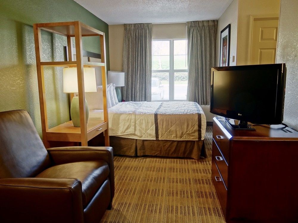 Extended Stay America Premier Suites Ft Lauderdale CypressCk photo 2