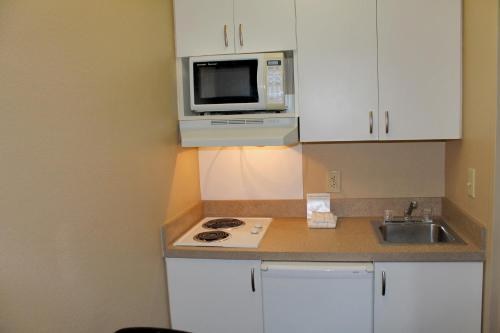 EXTENDED STAY AMERICA HOUSTON - THE WOODLANDS photo 4
