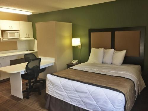 EXTENDED STAY AMERICA CHICAGO - BURR RIDGE