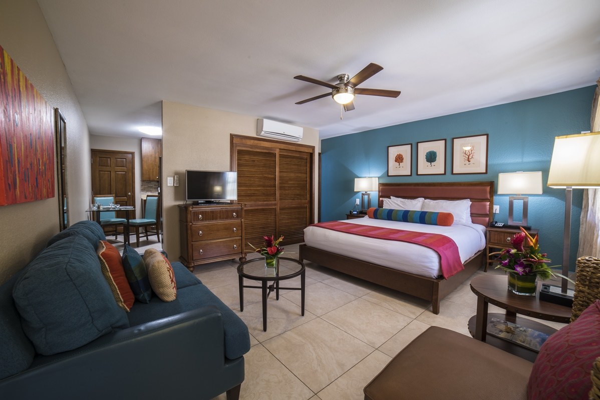 SIMPSON BAY RESORT, MARINA & SPA photo 2