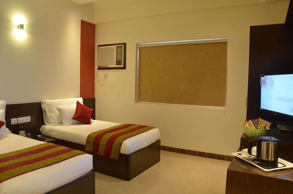 HOTEL KARAN VILAS photo 4
