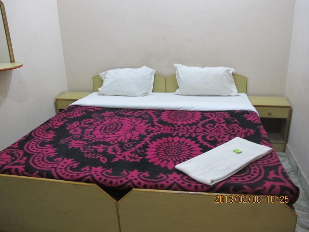 PYRENEES HOME STAY