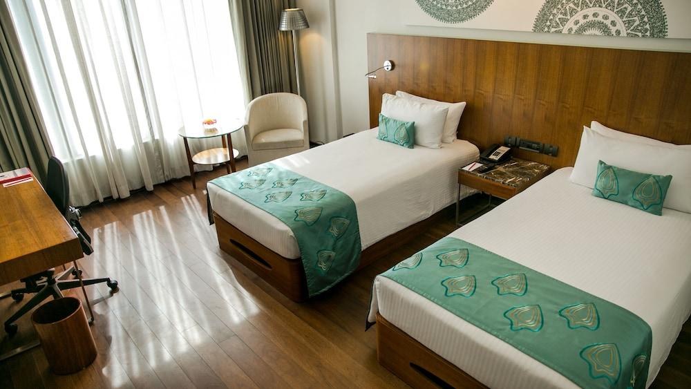THE GATEWAY HOTEL IT EXPRESSWAY photo 3