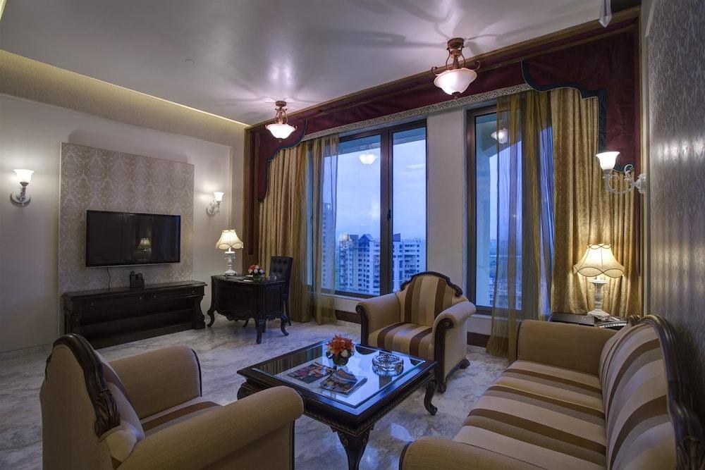 ROYAL TULIP NAVI MUMBAI photo 2