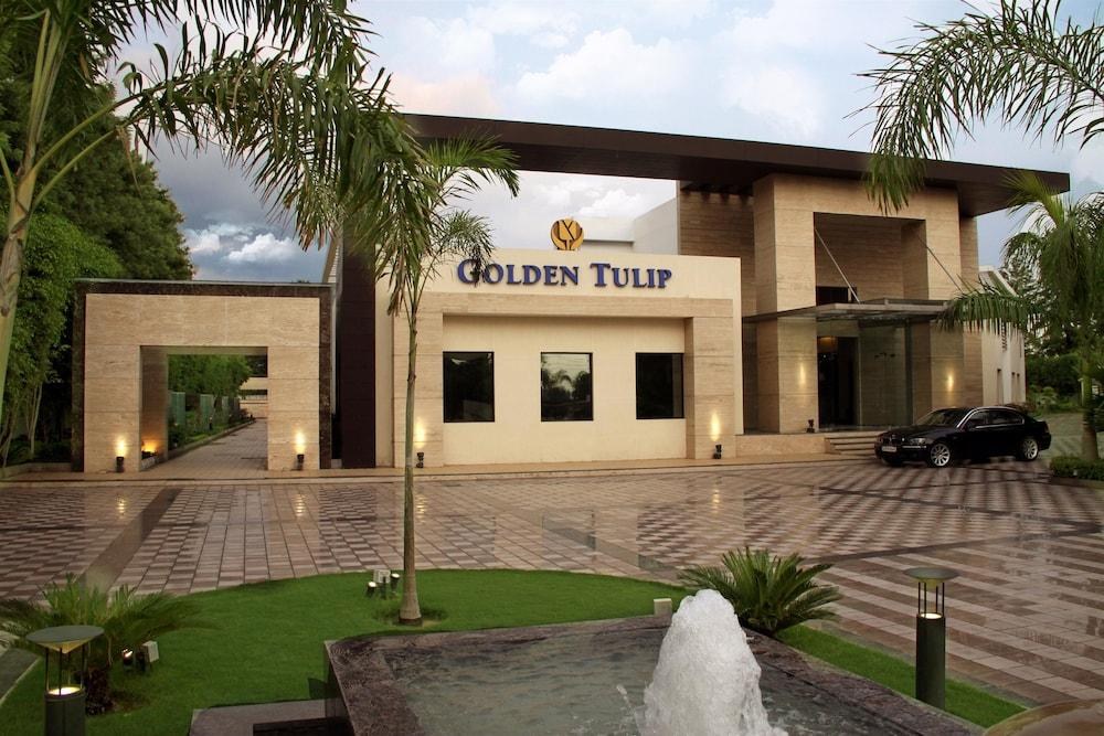 GOLDEN TULIP NEW DELHI - CHATTARPUR photo 2