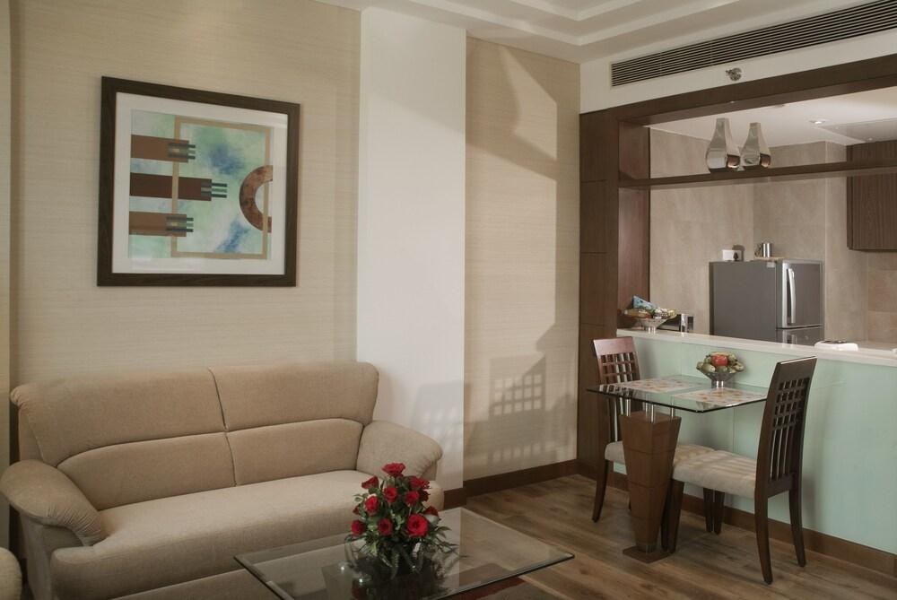 Savoy Suites Greater Noida photo 3