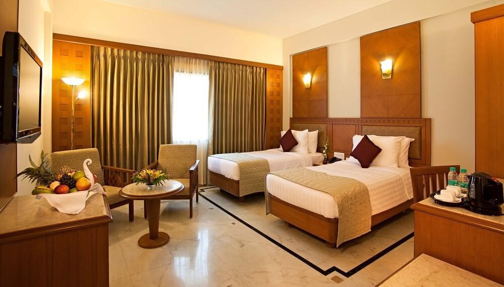 HOTEL JP CHENNAI-CMBT photo 3