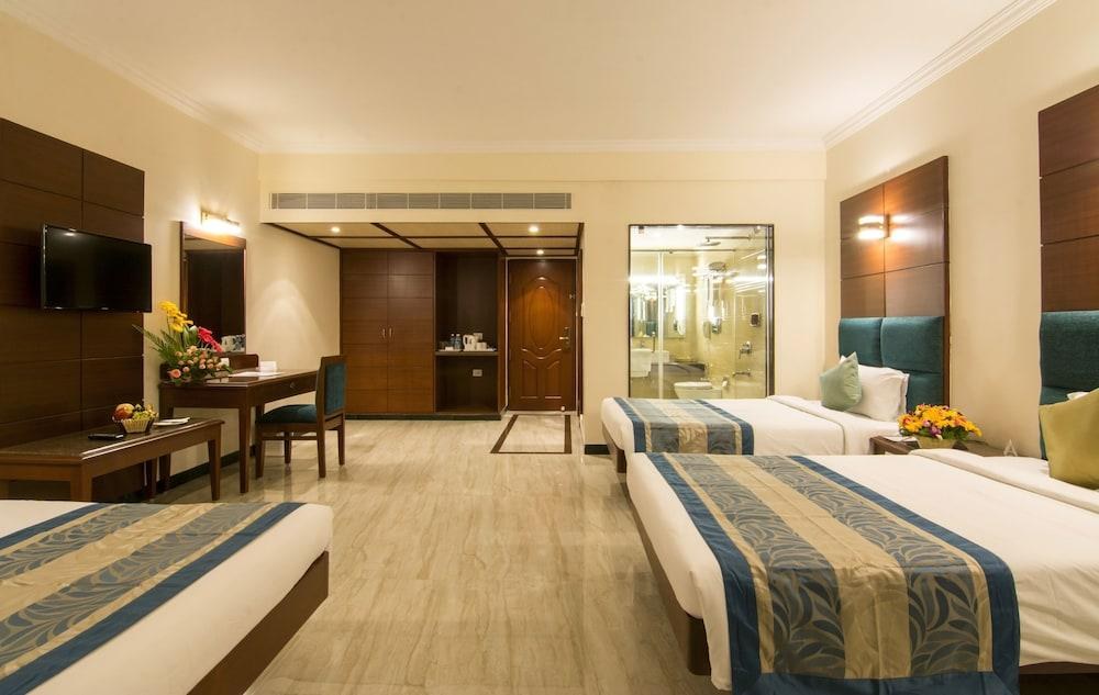 Shenbaga Hotel & Convention Centre photo 2
