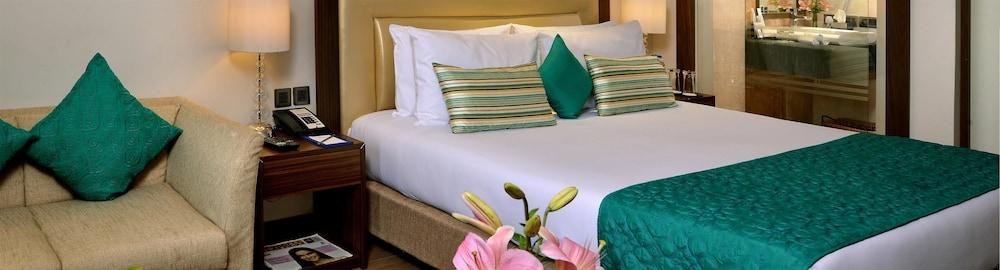GOLDEN TULIP LUCKNOW photo 2