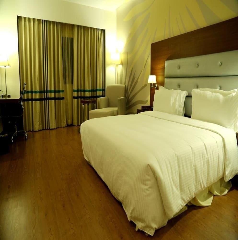 Abu Sarovar Portico Hotel - Chennai photo 2