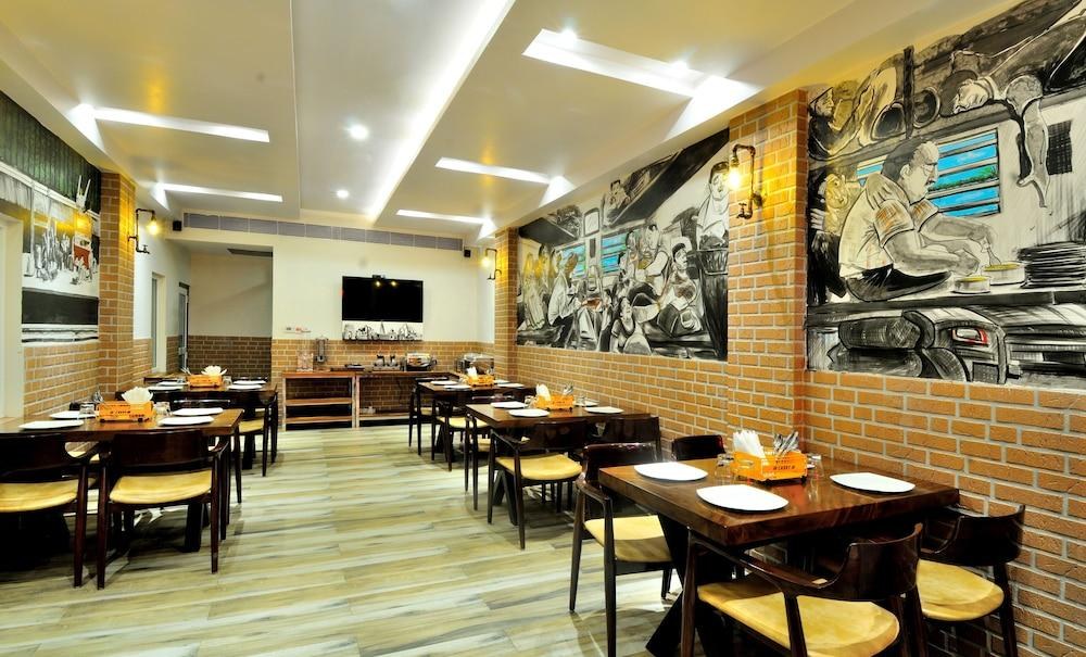YUVRAJ DELUXE photo 2