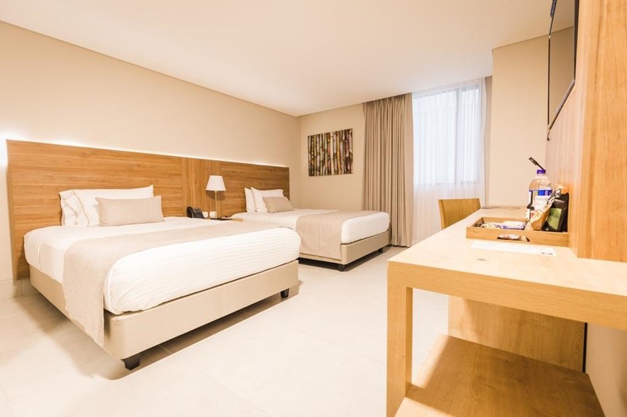 HILTON GARDEN INN CALI - CIUDAD JARDIN photo 4