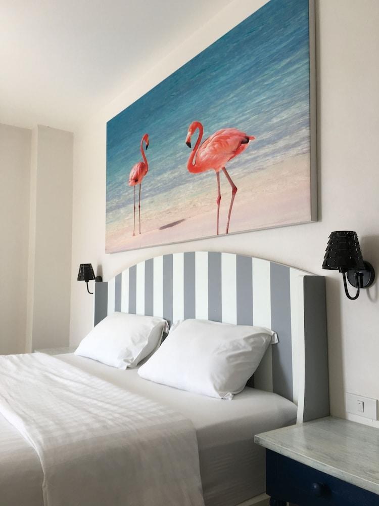 Hub Hua Hin 57 Hotel