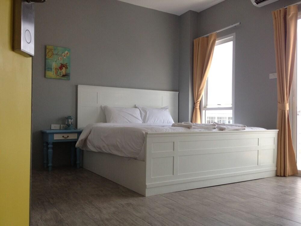 Hub Hua Hin 57 Hotel photo 1