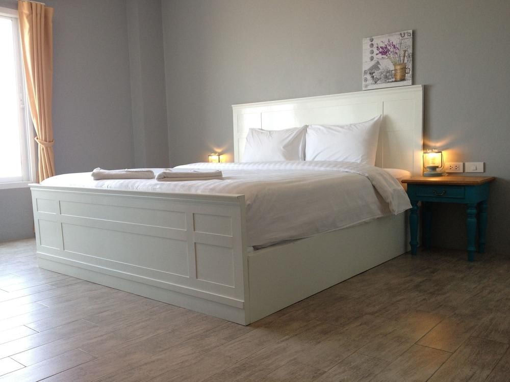 Hub Hua Hin 57 Hotel photo 2