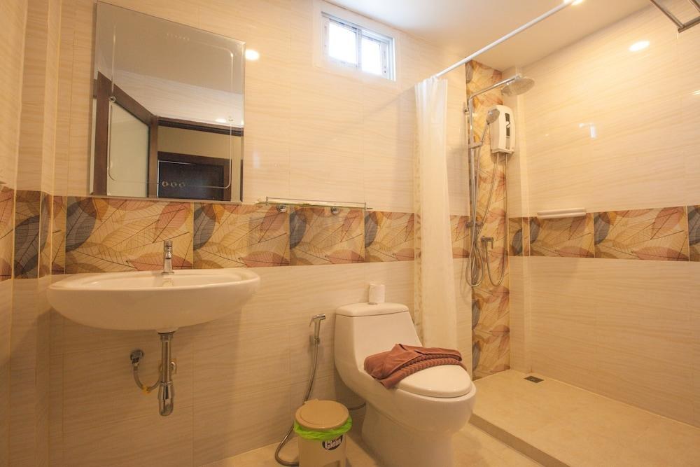 THE TRAIN RESORT - SAUNA & SPA photo 3