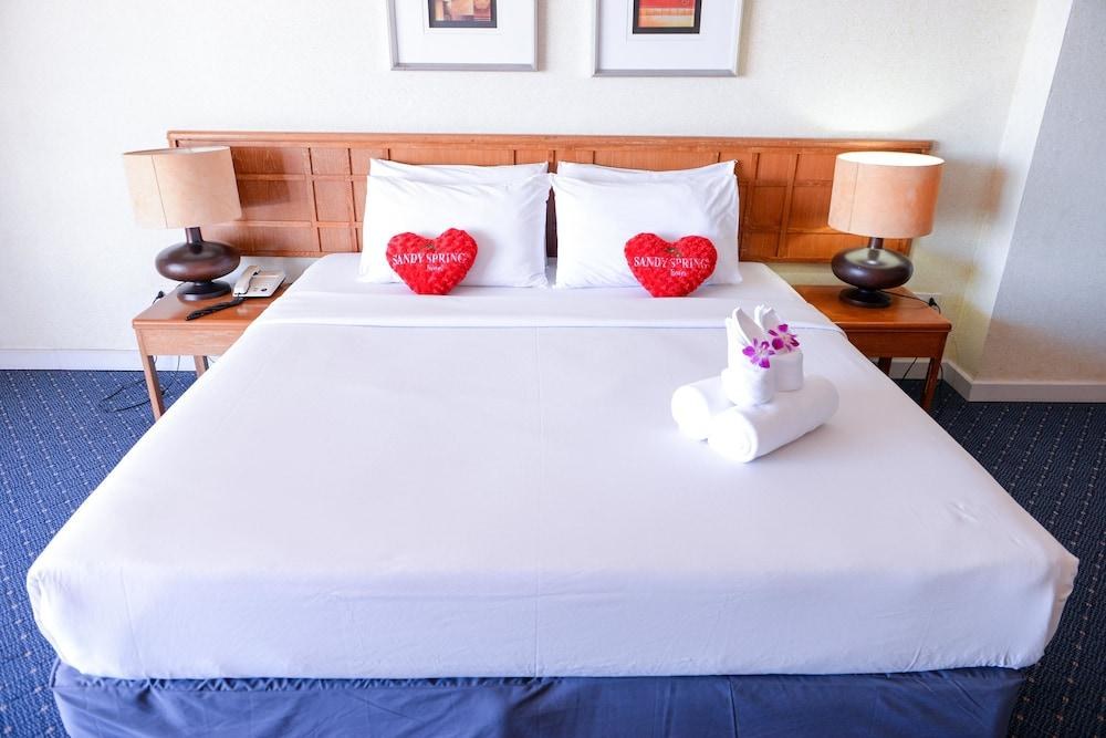 Sandy Spring Hotel photo 2