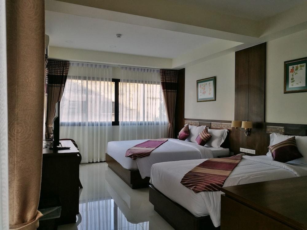 Mhonsa Hotel photo 1