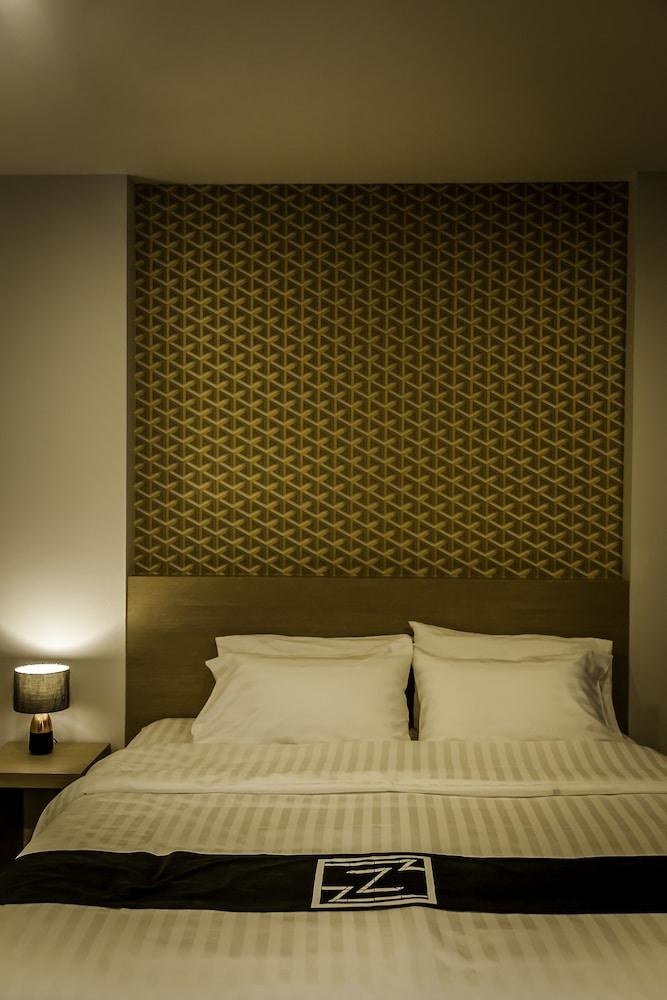 Triple Z Hotel photo 2
