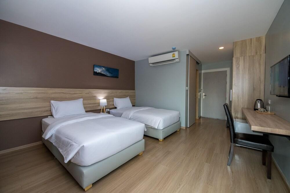 Narra Hotel photo 1