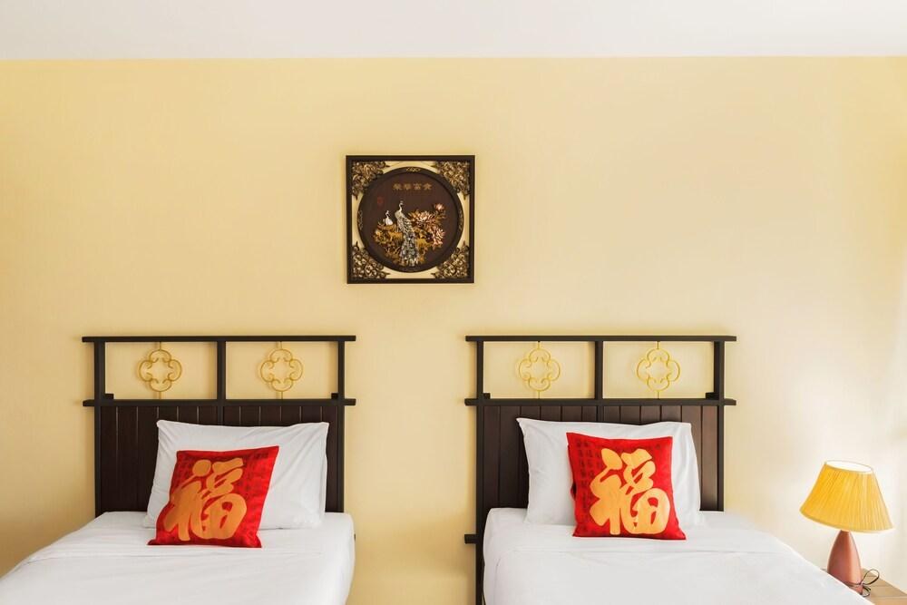 Le Hua Phuket