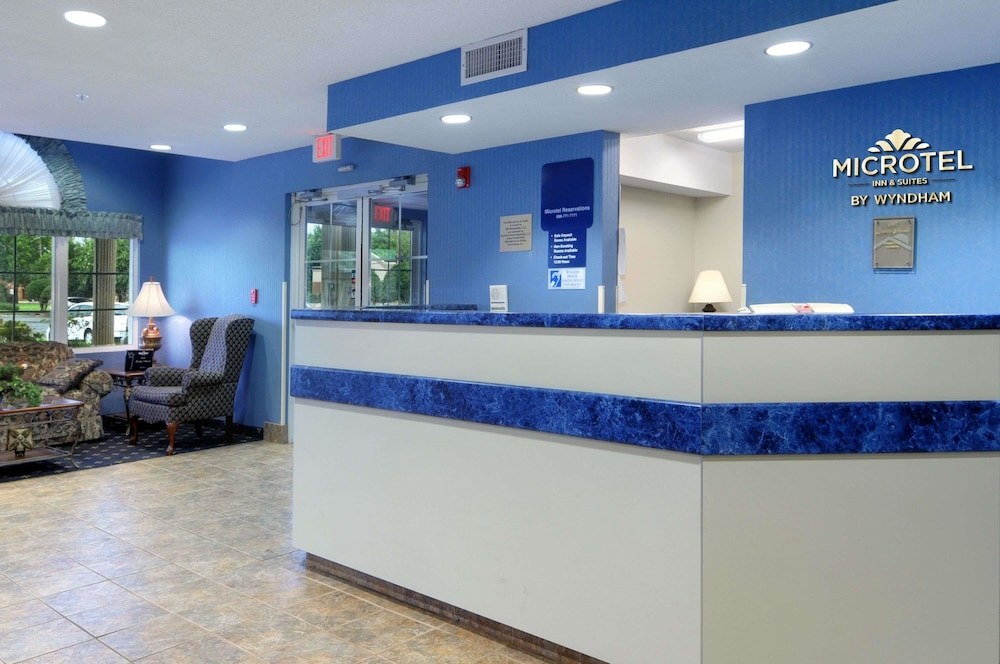 Microtel Inn & Suites by Wyndham Bossier City photo 1