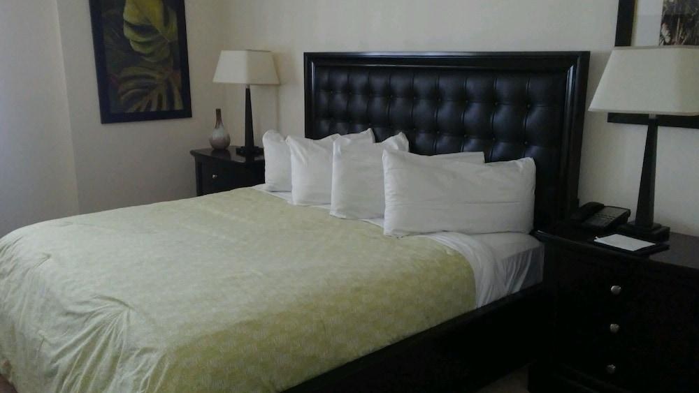 Private Residences at the Atlantic Resort and Spa photo 3