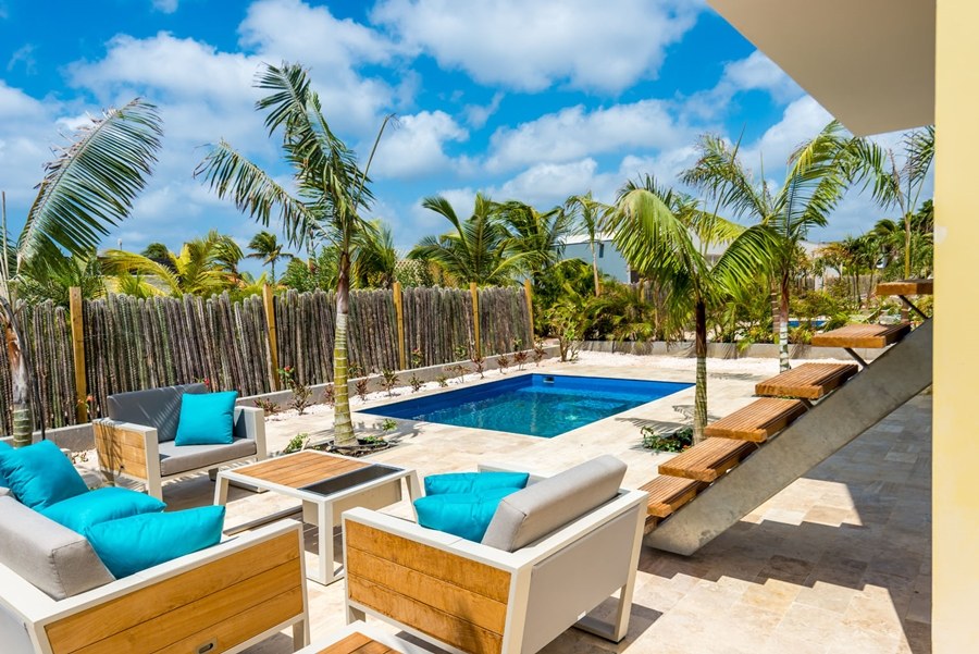 DELFINS BEACH RESORT