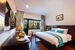 Lotus Blanc Hotel photo 1