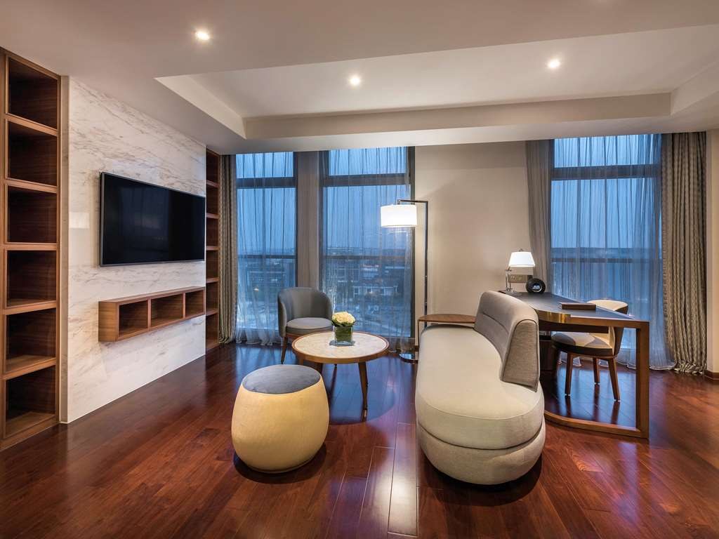 Novotel Shanghai Hongqiao Hotel photo 2
