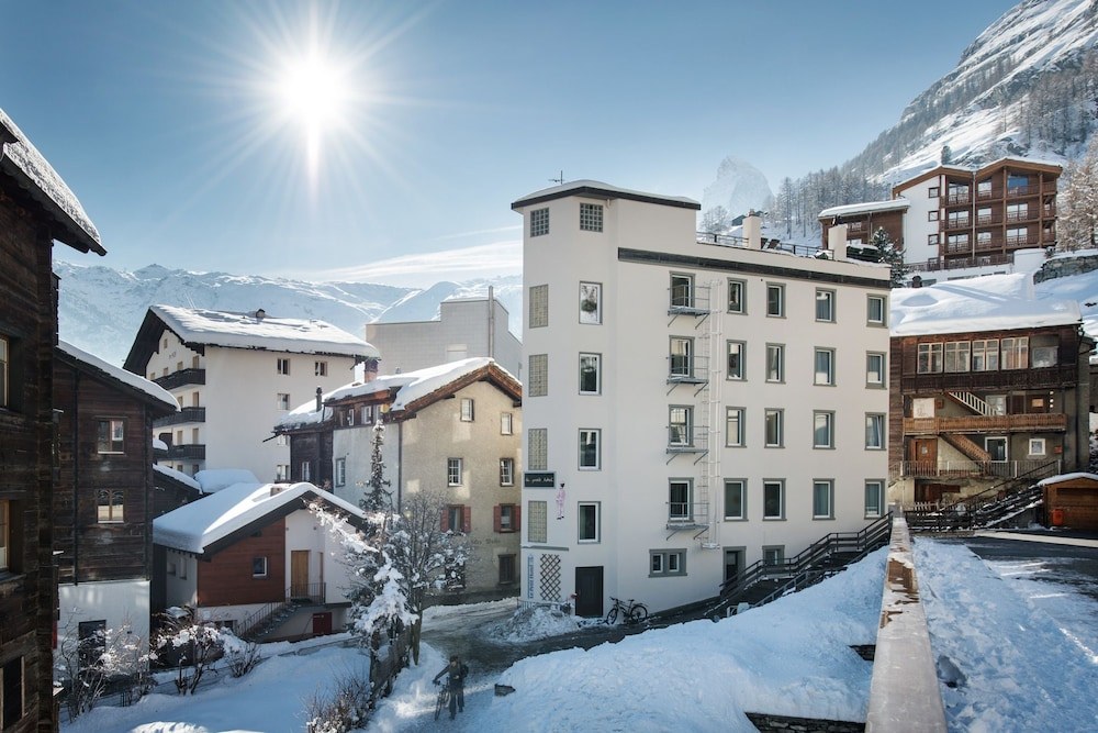 LE PETIT CHARME-INN