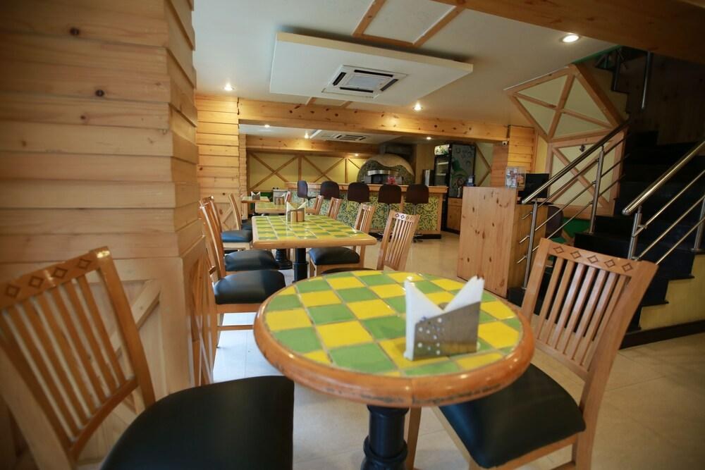 Nahar Heritage Hotel photo 2