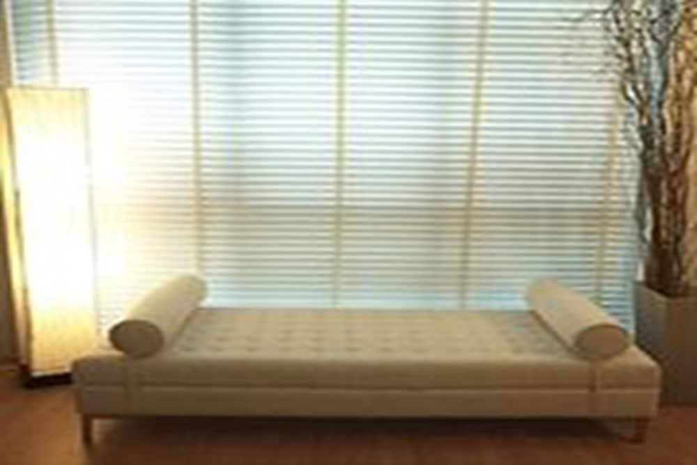 Swana Bangkok Hotel photo 4